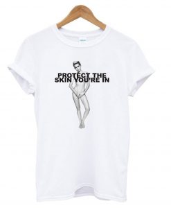 Miley Cyrus Poses Nude for Charity T shirt (Oztmu)